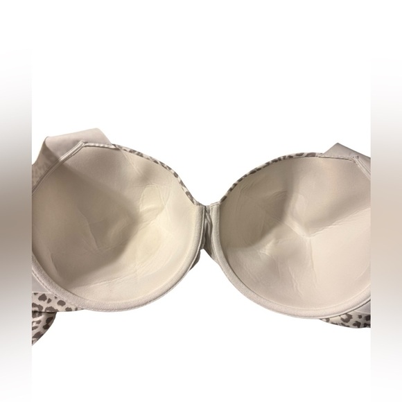 Cacique Totally Smooth Lightly Lined Balconette - Picture 4 of 7